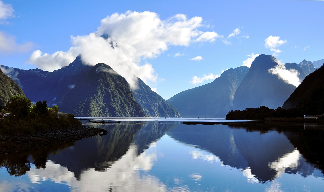 Milford Sound, New Zealand 